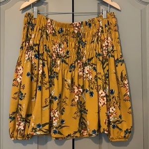 Xhilaration mustard off-the-shoulder top size M